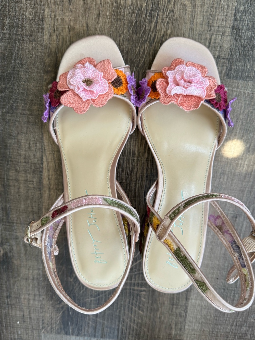 Betsey Johnson Women's Blare Floral Applique Block Heel Sandals - Picture 6 of 9